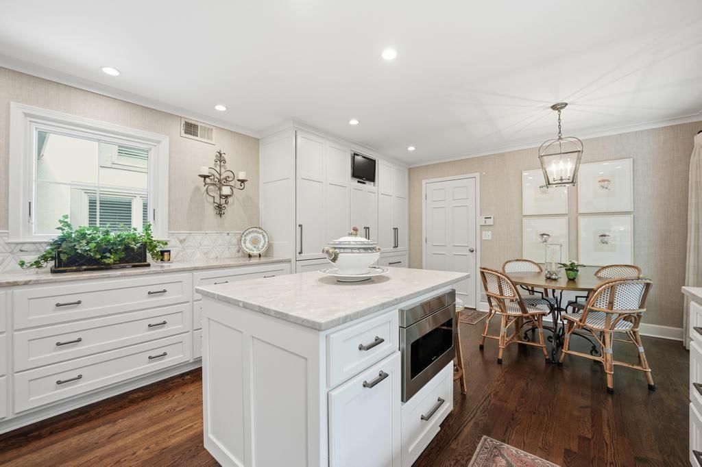 7904 Bristol Court — photo 30