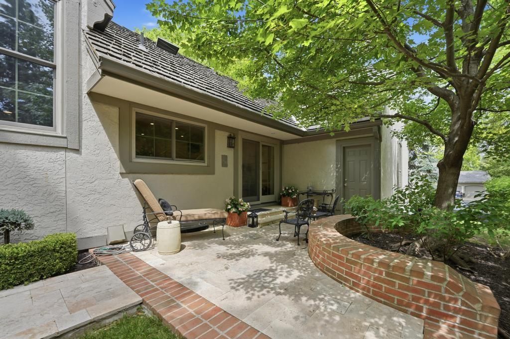 7904 Bristol Court — photo 45