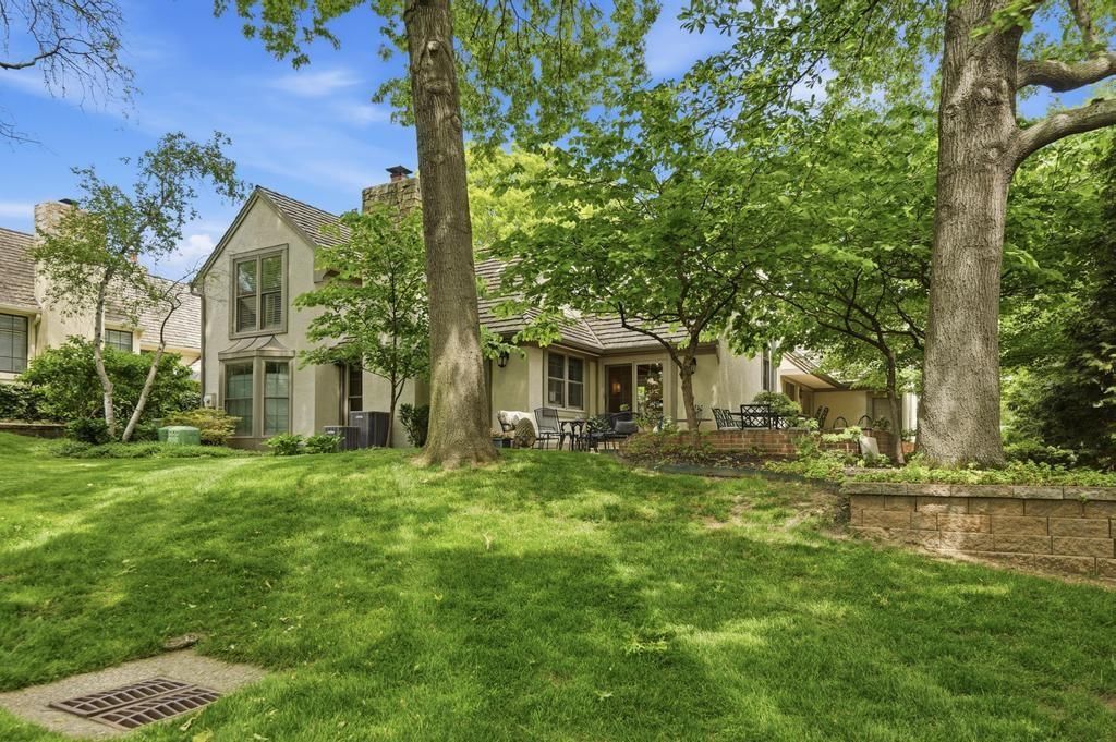 7904 Bristol Court — photo 47