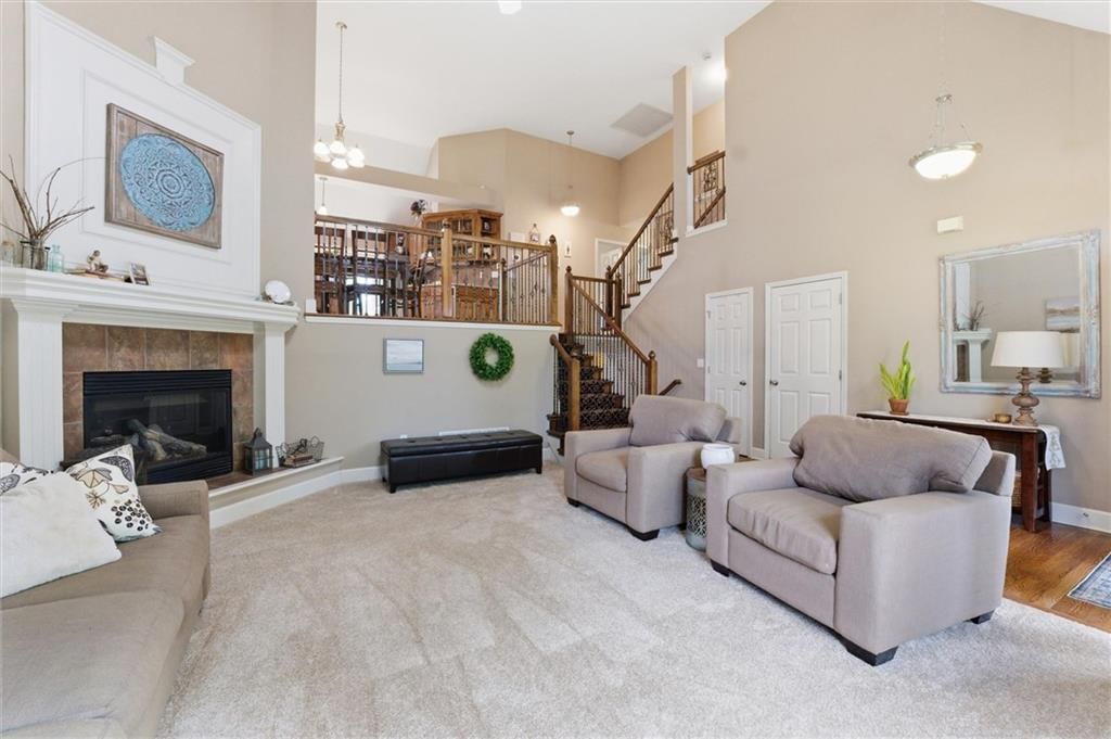 2509 SW Carlton Court — photo 4