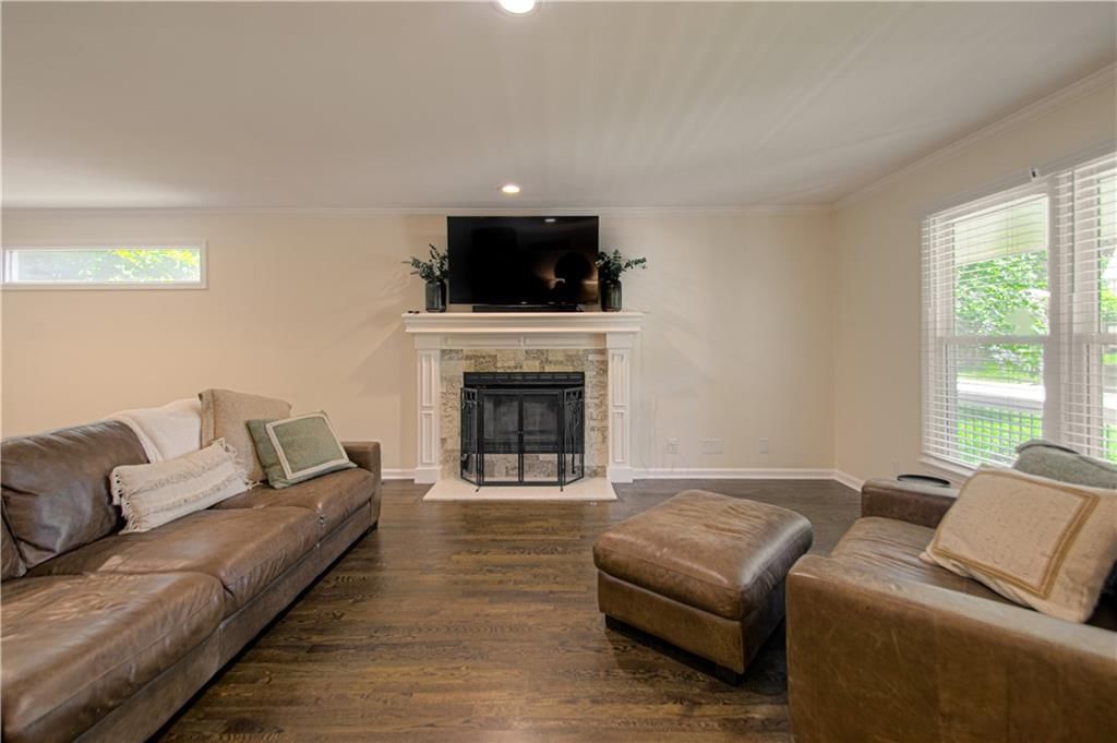 1500 Amesbury Avenue — photo 6