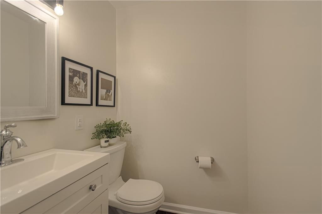 1500 Amesbury Avenue — photo 17