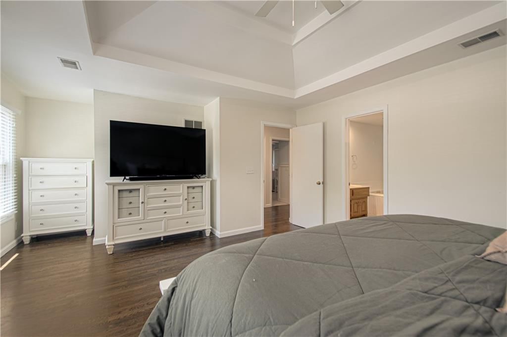 1500 Amesbury Avenue — photo 21