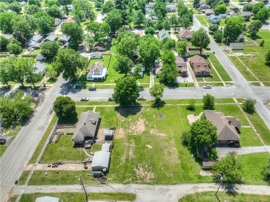 E 13th Street Lot 9 Street — photo 5