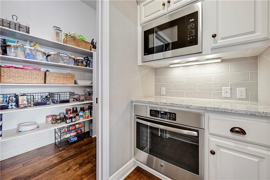 18333 Caenen Street — photo 10
