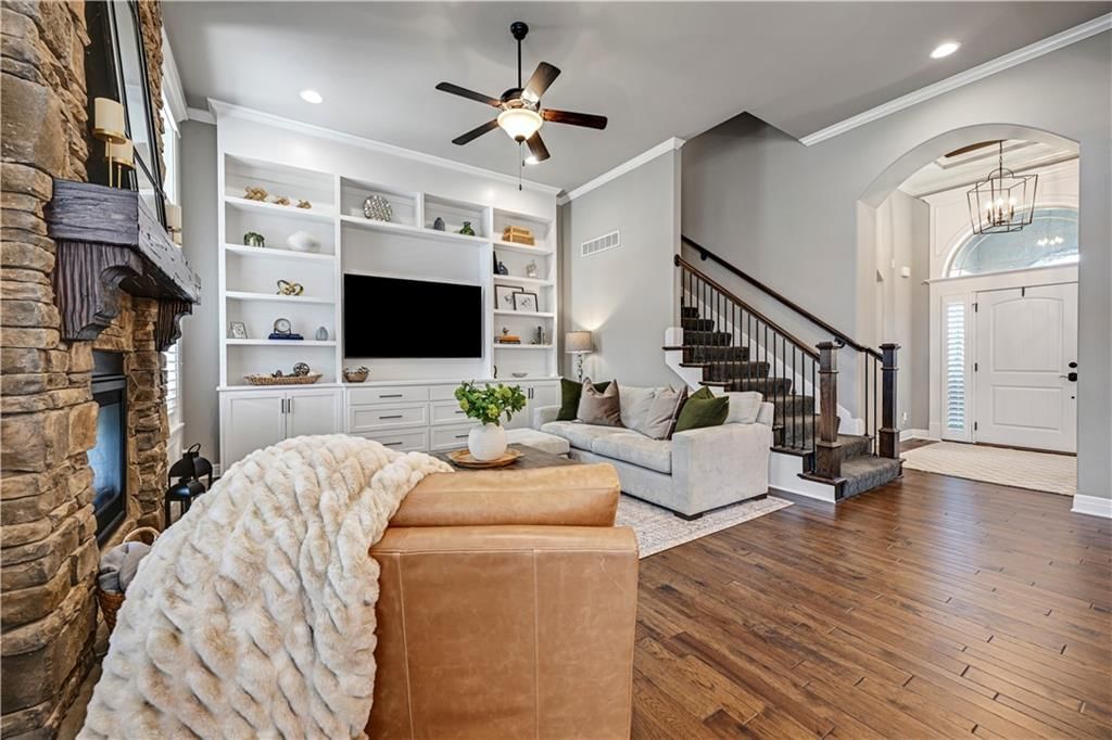18333 Caenen Street — photo 12