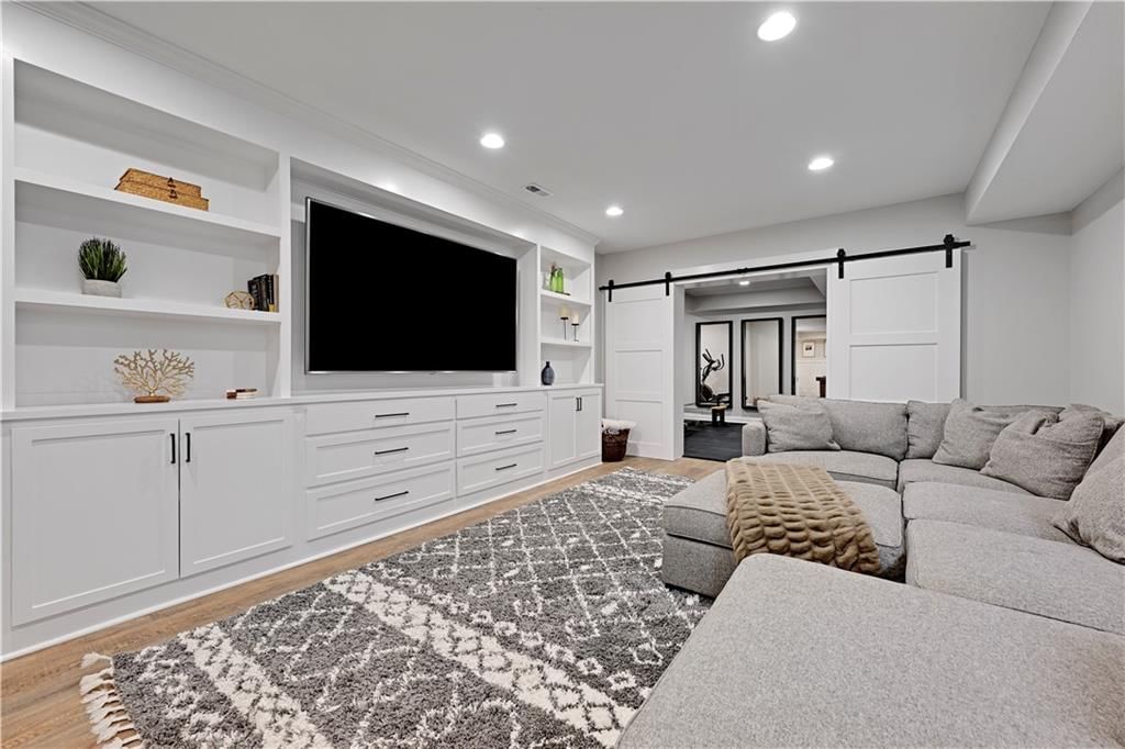 18333 Caenen Street — photo 36