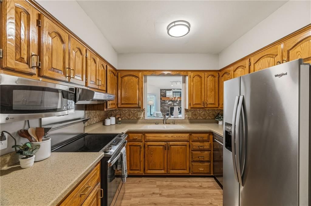 9335 Craig Drive — photo 10