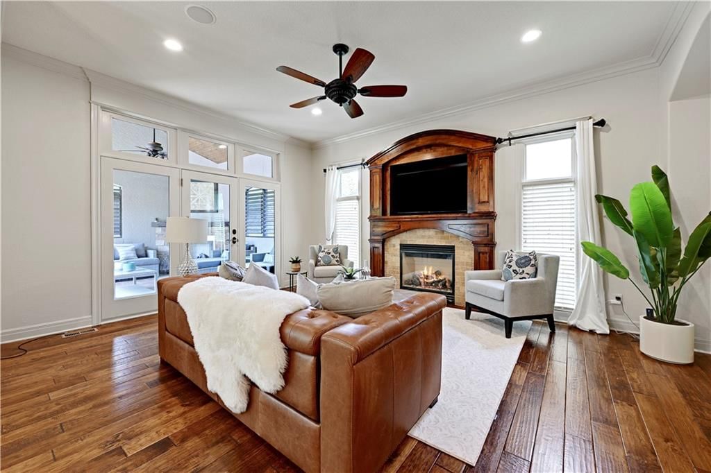 16328 Earnshaw Street — photo 20