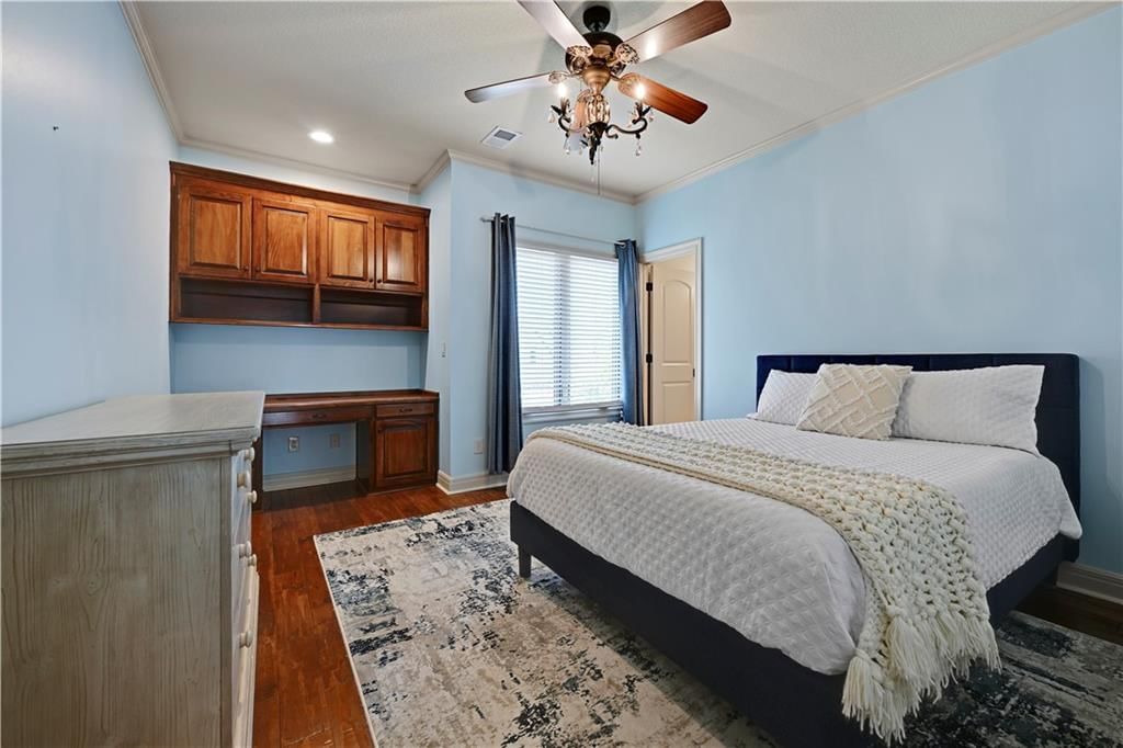 16328 Earnshaw Street — photo 34
