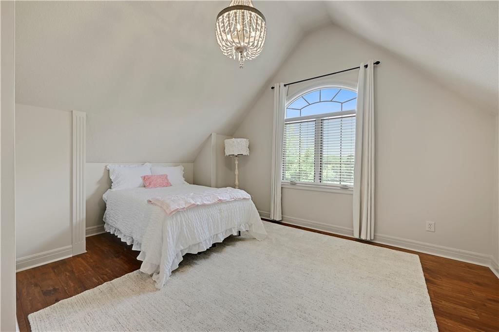 16328 Earnshaw Street — photo 36