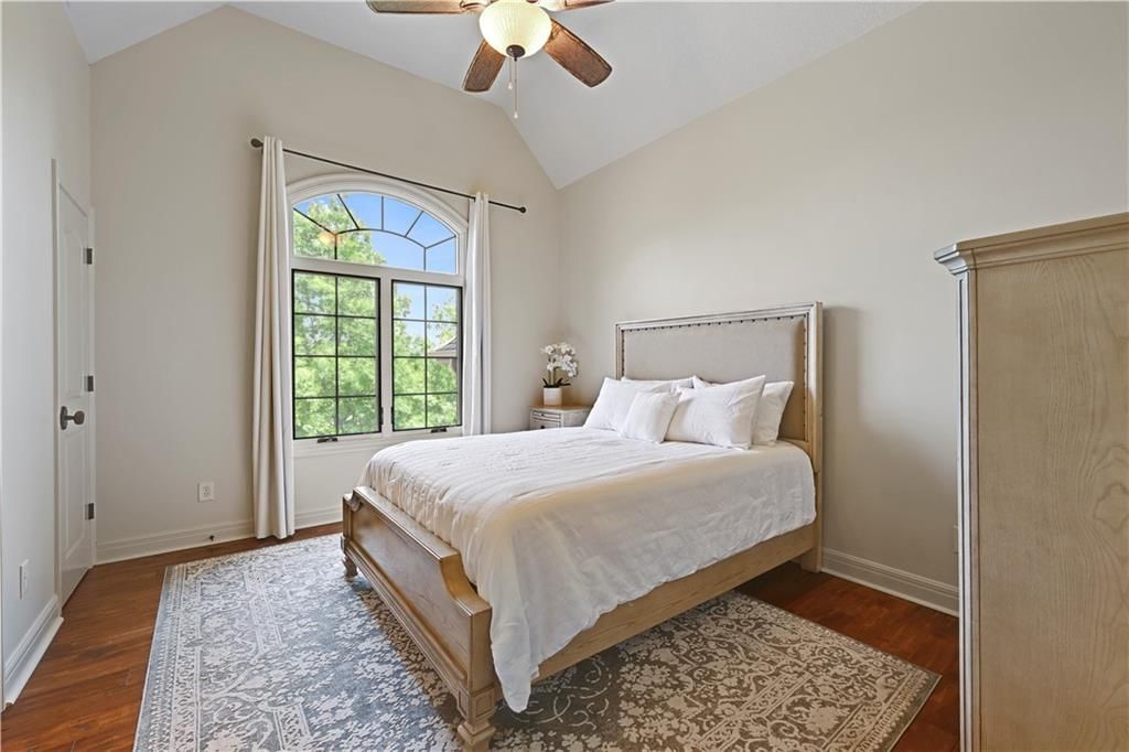 16328 Earnshaw Street — photo 38