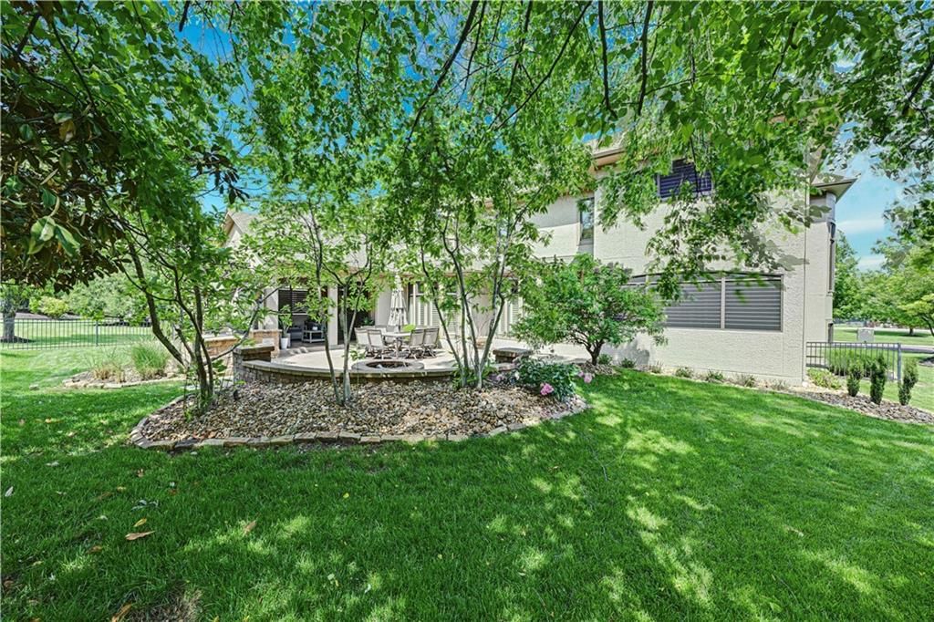 16328 Earnshaw Street — photo 52