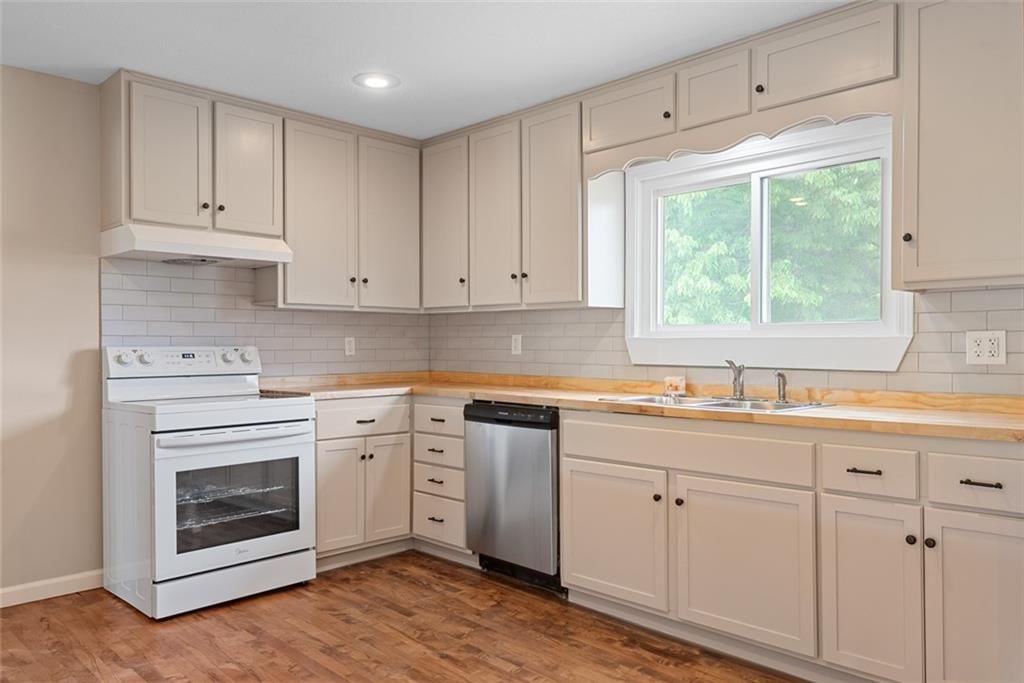 112 W Kay Street — photo 14