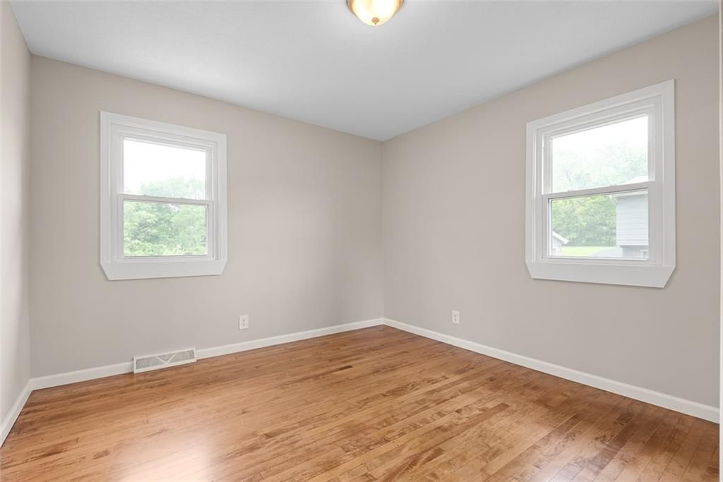 112 W Kay Street — photo 23