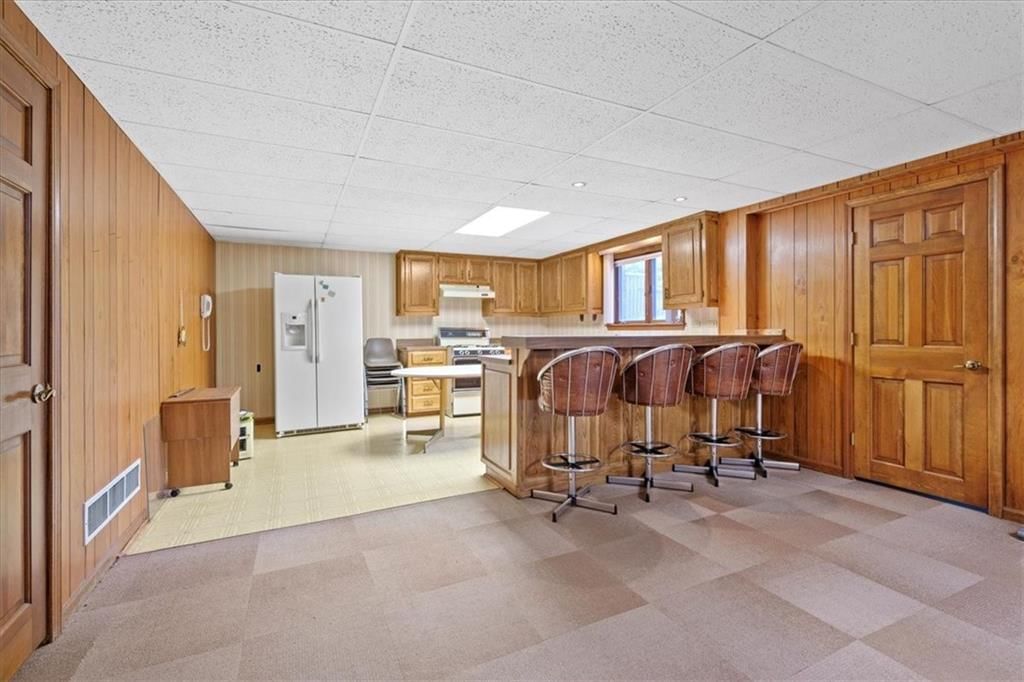 8214 W 99th Street — photo 25