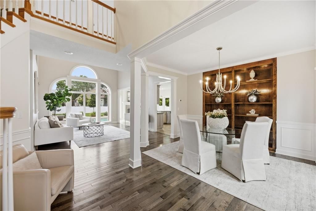 340 SE Chelsea Drive — photo 6