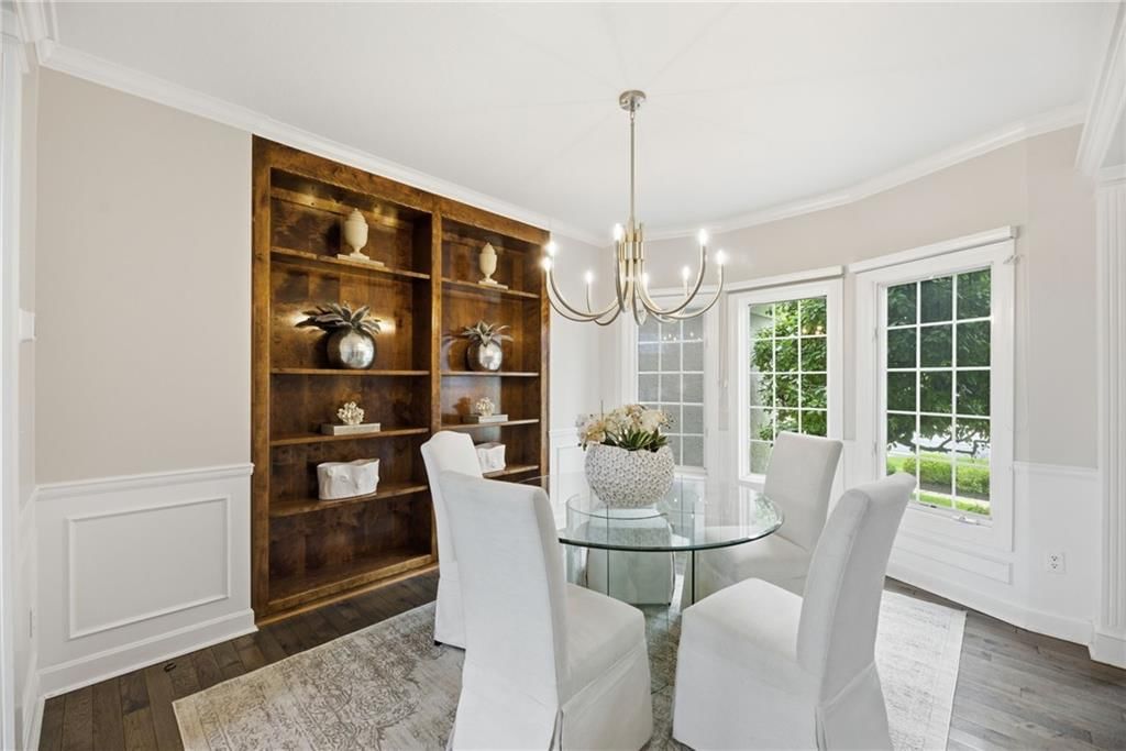 340 SE Chelsea Drive — photo 8