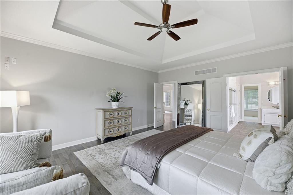 340 SE Chelsea Drive — photo 14