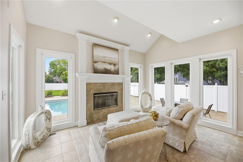 340 SE Chelsea Drive — photo 19