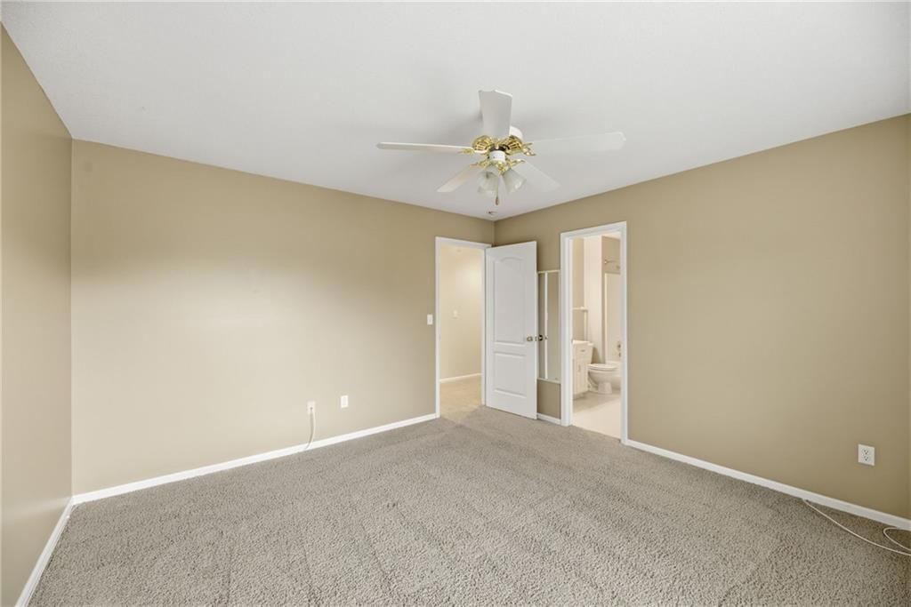 340 SE Chelsea Drive — photo 31