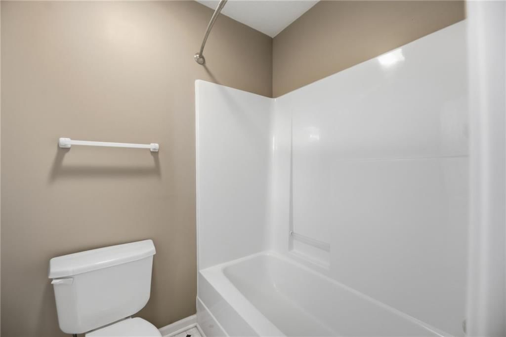 340 SE Chelsea Drive — photo 36