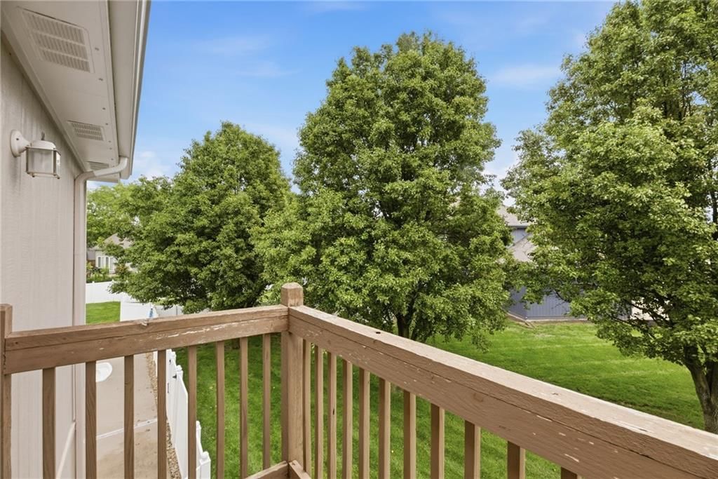 340 SE Chelsea Drive — photo 40