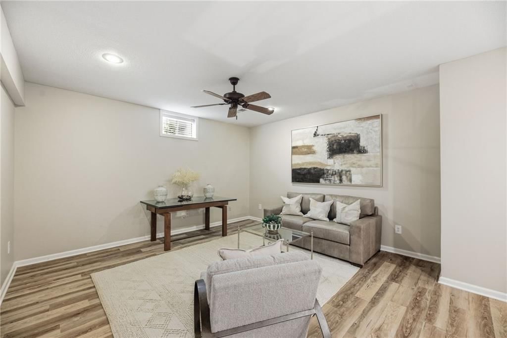 340 SE Chelsea Drive — photo 44
