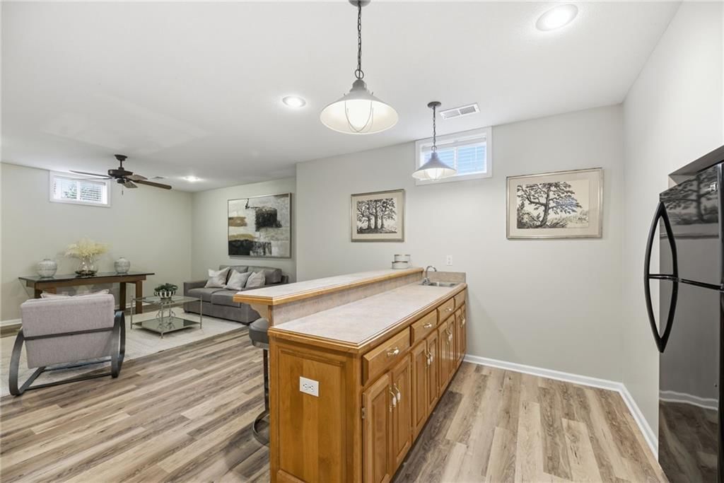 340 SE Chelsea Drive — photo 46