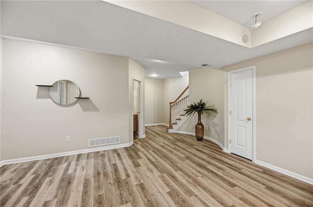 340 SE Chelsea Drive — photo 49