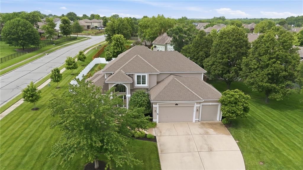 340 SE Chelsea Drive — photo 61