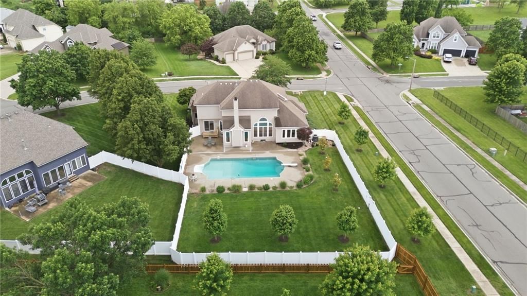 340 SE Chelsea Drive — photo 62