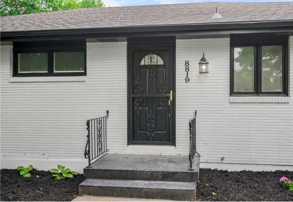 8819 E 61st Street — photo 2