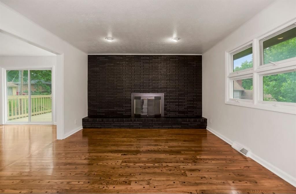 8819 E 61st Street — photo 3
