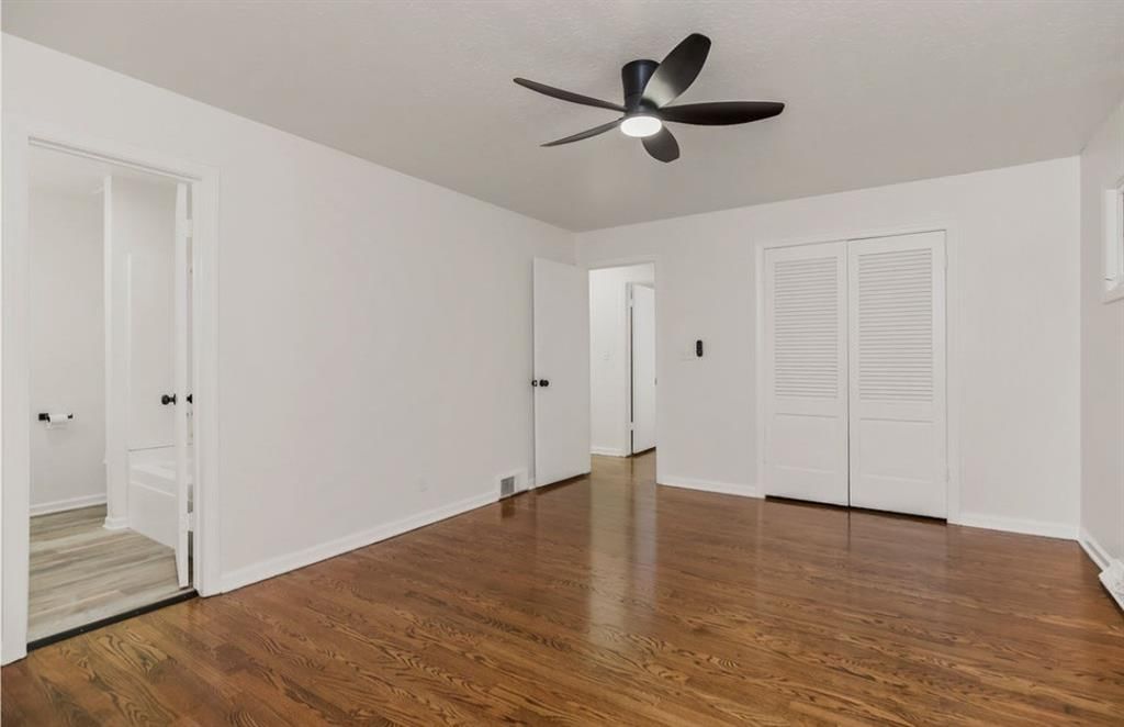 8819 E 61st Street — photo 10