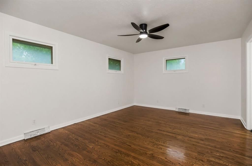 8819 E 61st Street — photo 11