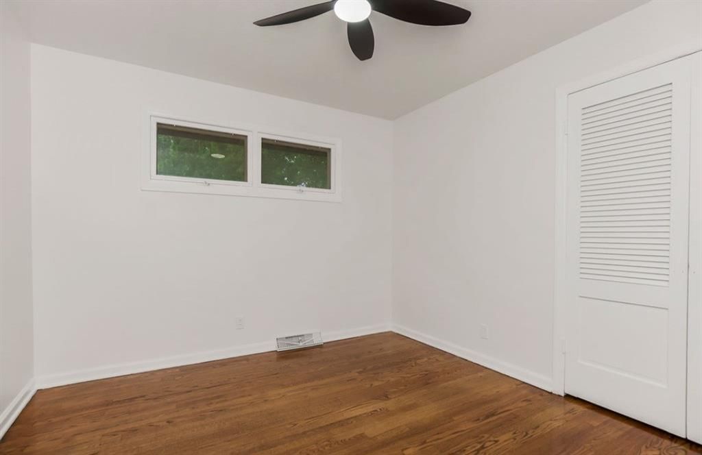 8819 E 61st Street — photo 13