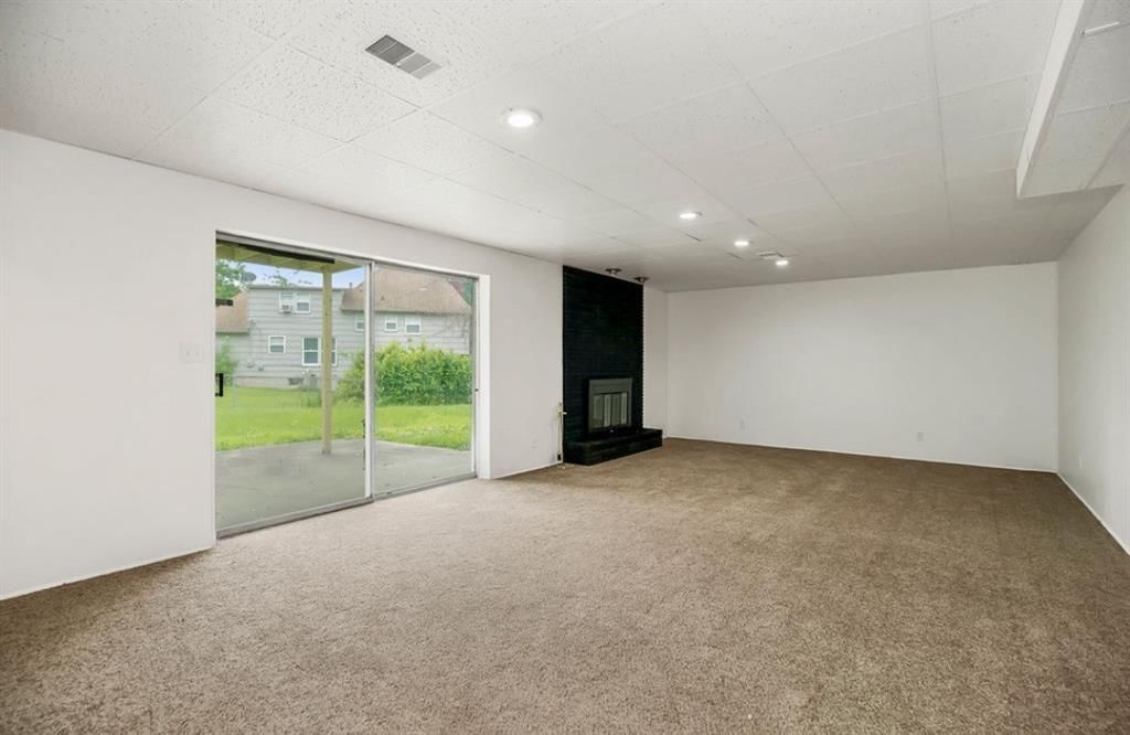 8819 E 61st Street — photo 16