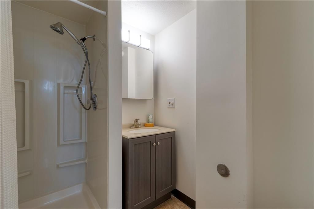 7605 Briar Street — photo 21