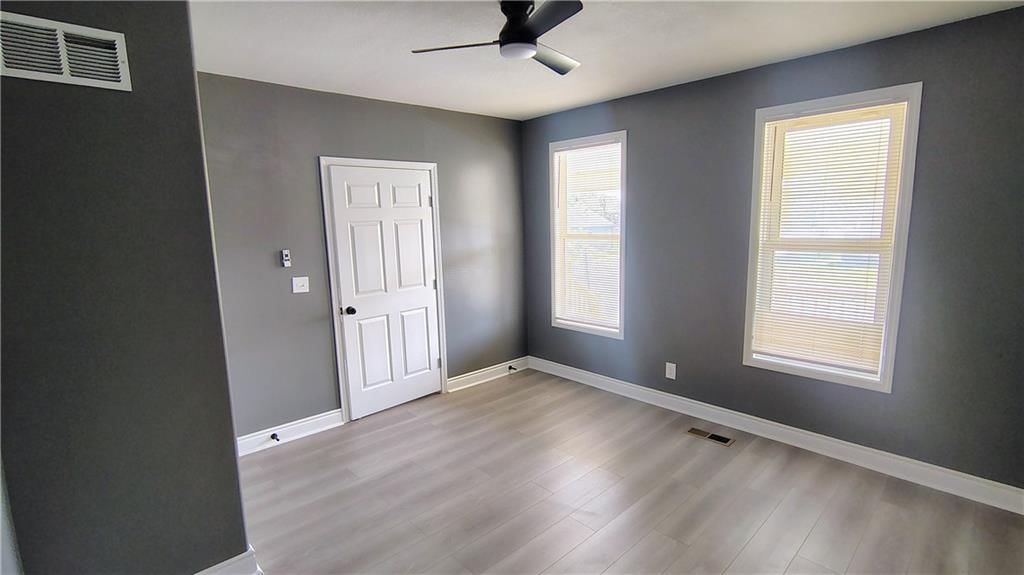1300 Barnett Avenue — photo 5