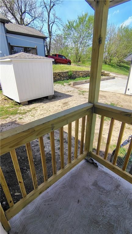 1300 Barnett Avenue — photo 8