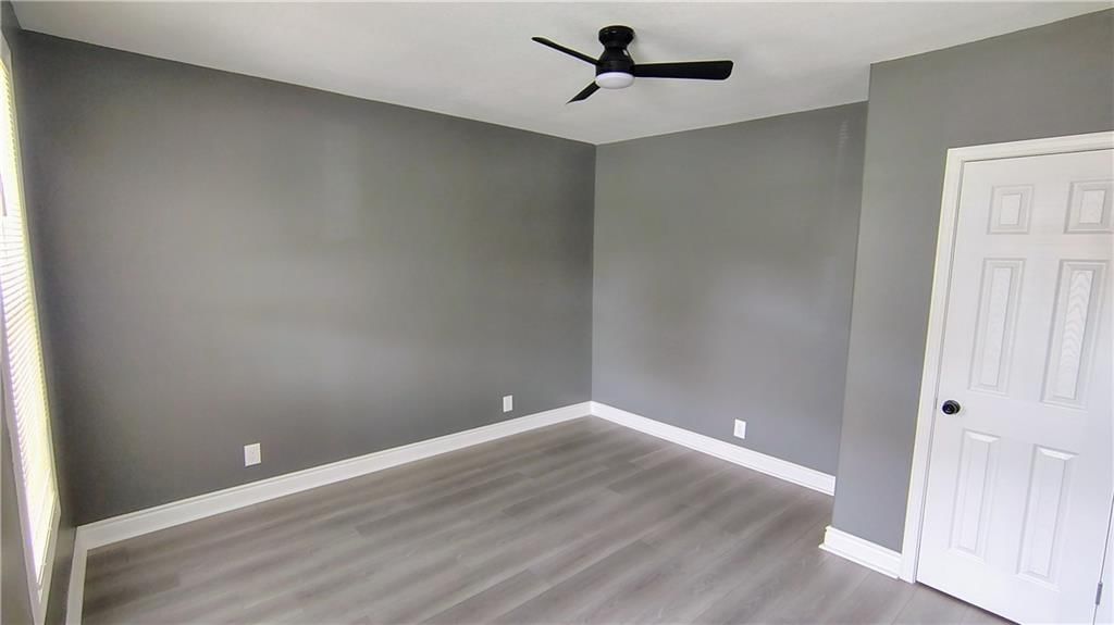 1300 Barnett Avenue — photo 10