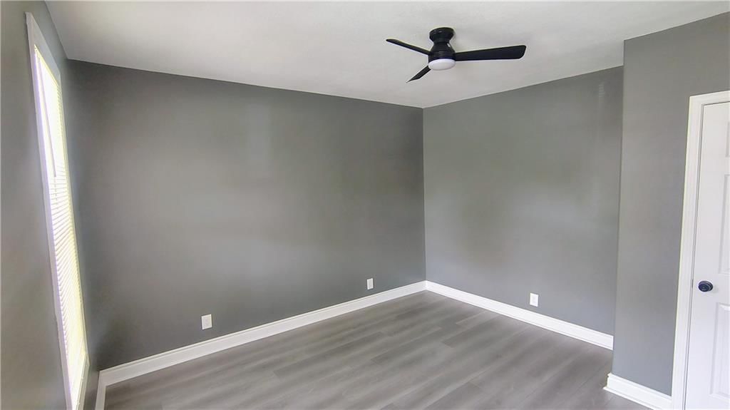 1300 Barnett Avenue — photo 22