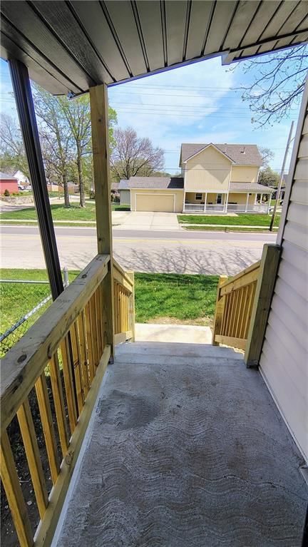 1300 Barnett Avenue — photo 27