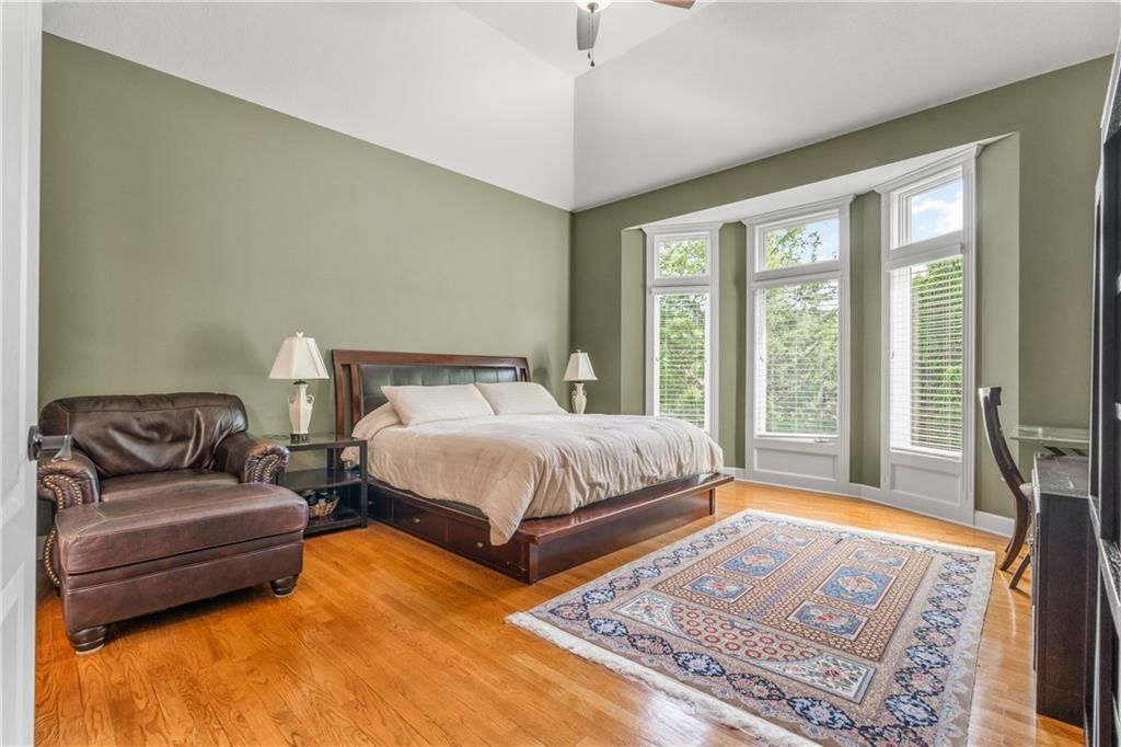 5313 W 124th Terrace — photo 14