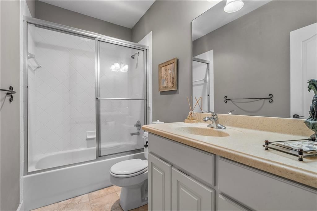 5313 W 124th Terrace — photo 28