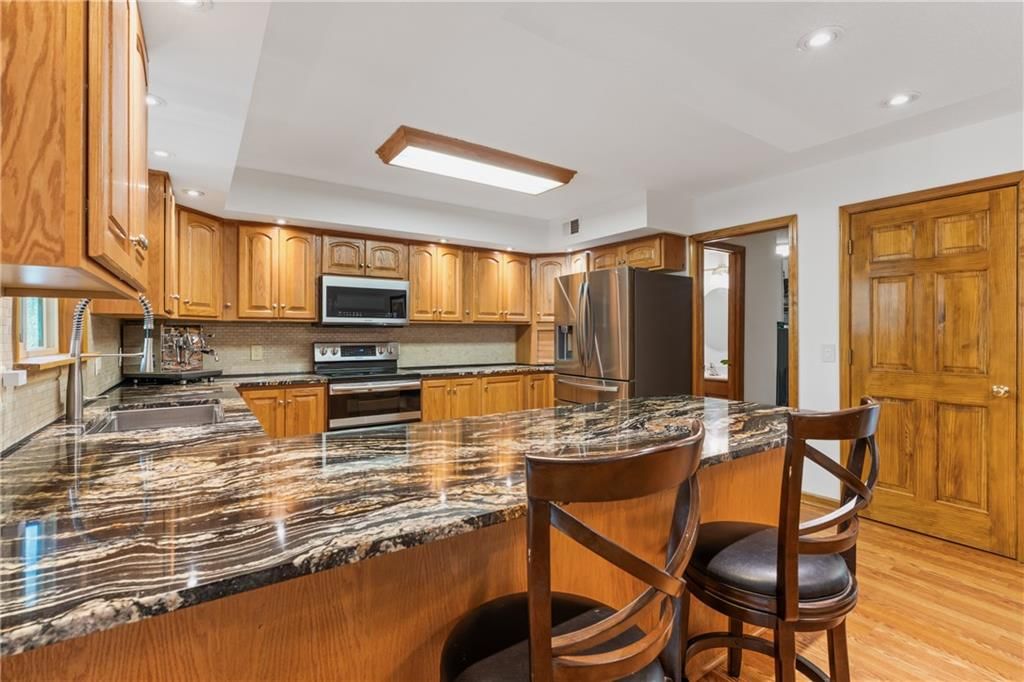 2405 E 125th Street — photo 11