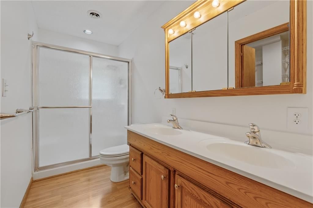 2405 E 125th Street — photo 21