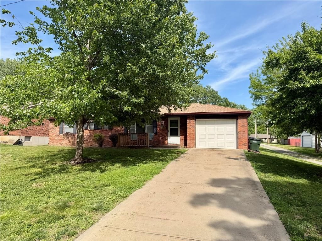 2809 Girard Avenue — photo 2