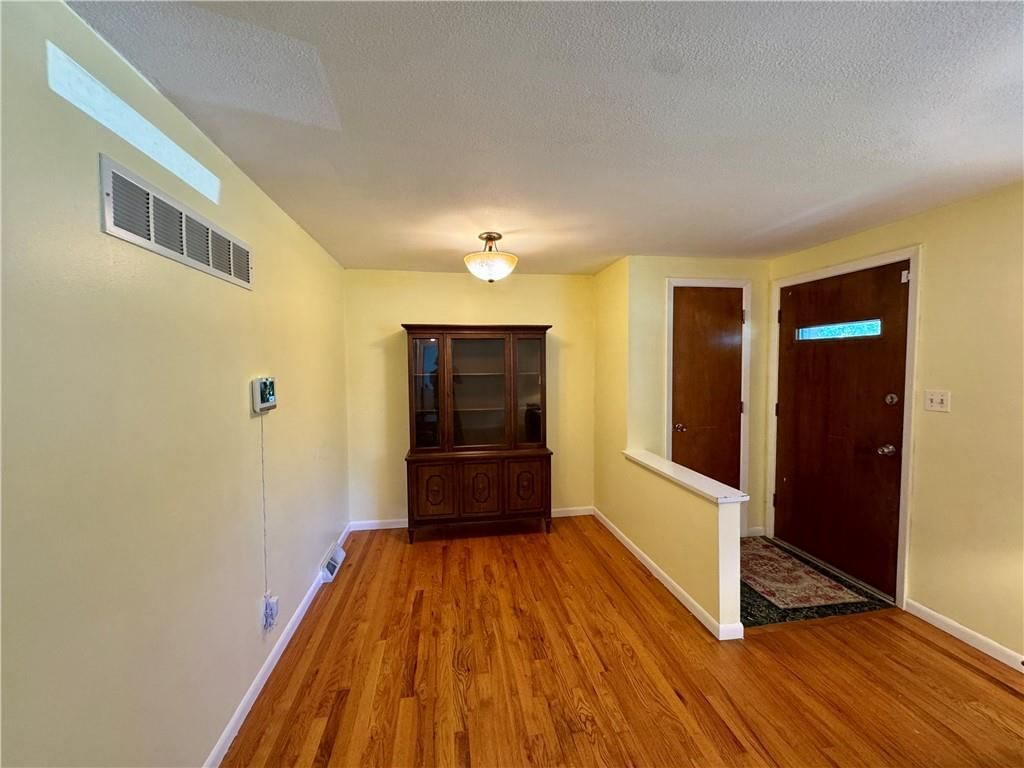 2809 Girard Avenue — photo 5